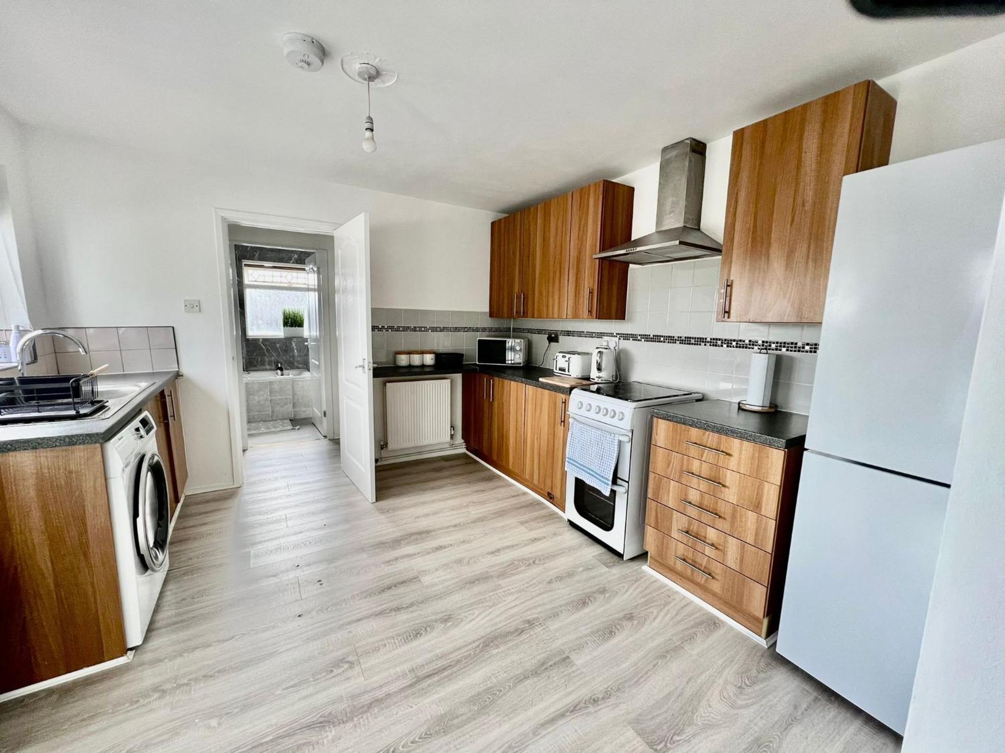 Executive 3 Bedroom Port Talbot Town Centre Margam Sleeps 7 외부 사진